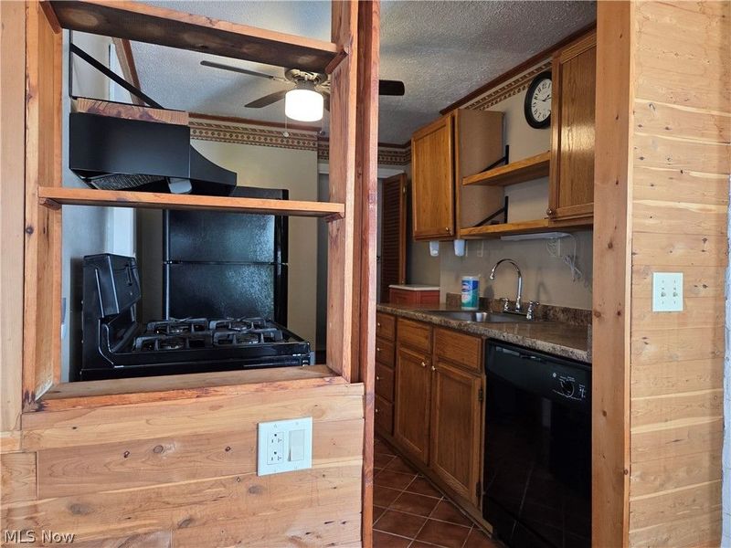 1501 E 248th Street, Euclid, OH 44117 Photo 8