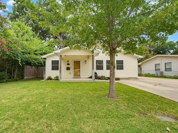 5717 Fursman Avenue , Fort Worth, TX 76114
