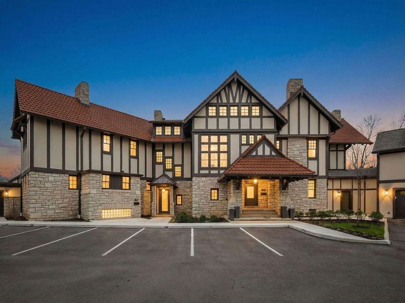 2015 W 5th Avenue , Unit 105, Columbus, OH 43212 Photo 3