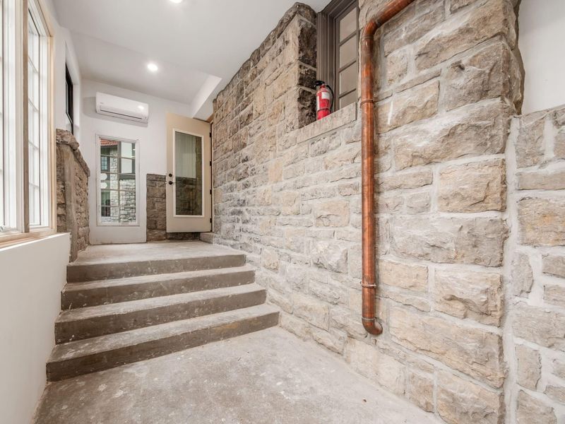 2015 W 5th Avenue , Unit 105, Columbus, OH 43212 Photo 9