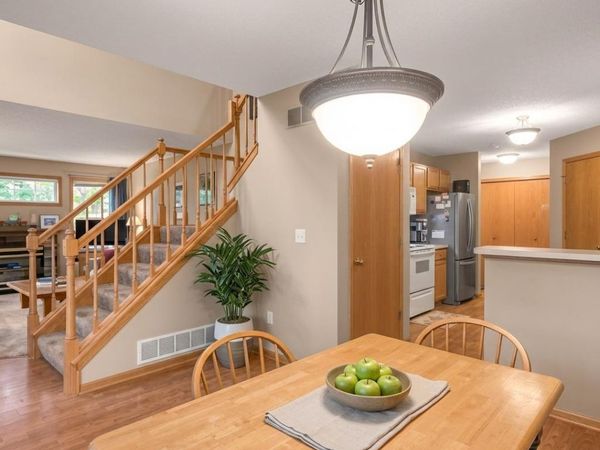 1056 Lovell Avenue W, Roseville, MN 55113