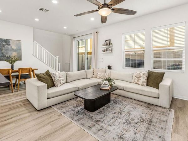 1374 Palo Verde, Vista, CA 92083