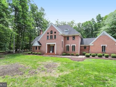 11109 ELMVIEW PLACE, GREAT FALLS, VA 22066