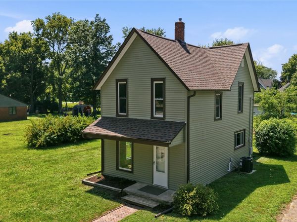 119 Sycamore Street, Cambridge, IA 50046