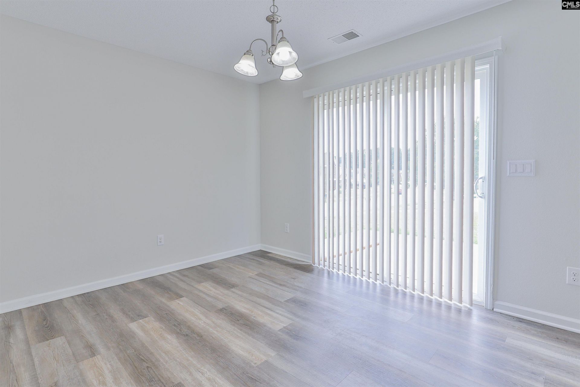 241 Hunters Mill Drive  Photo 8