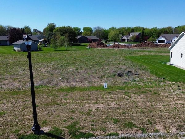 RED CARDINAL DRIVE, Greenville, WI 54942