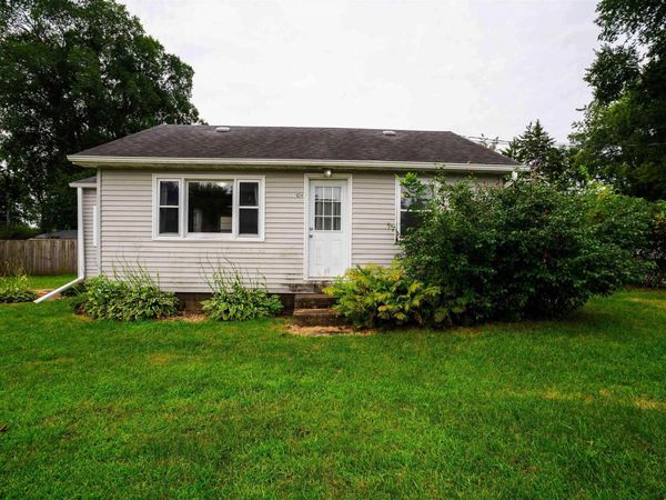 1024 Lantz Avenue, Cedar Falls, IA 50613