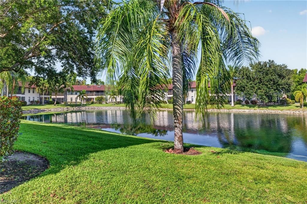 5365 Treetops Dr , Unit S206, Naples, FL 34113 Photo