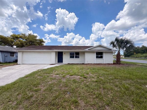 3412 NIXON ROAD , HOLIDAY, FL 34691