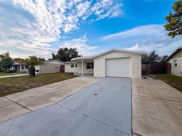 3412 NIXON ROAD , HOLIDAY, FL 34691