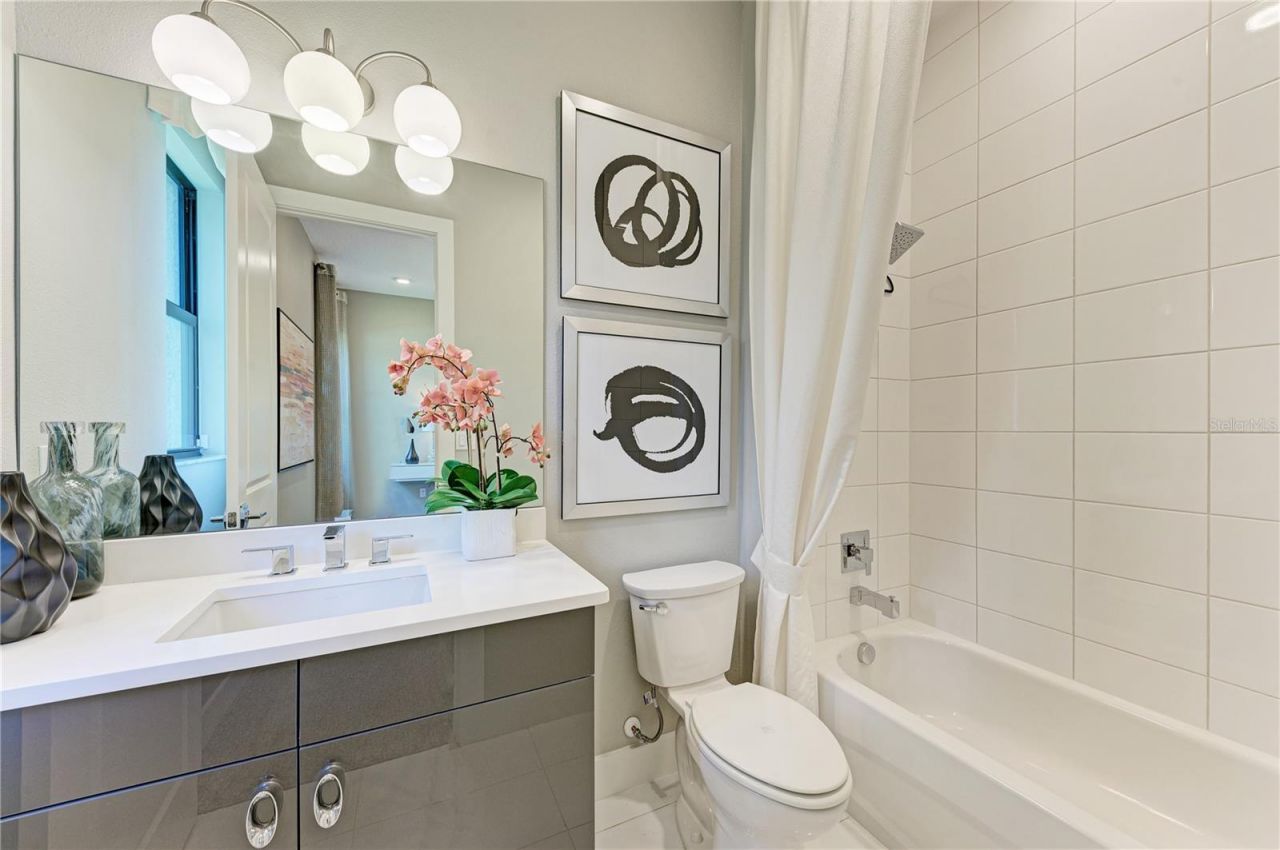5060 Simons Court, Lakewood Ranch, FL 34211 Photo