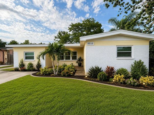 2511 W VIOLET STREET , TAMPA, FL 33614