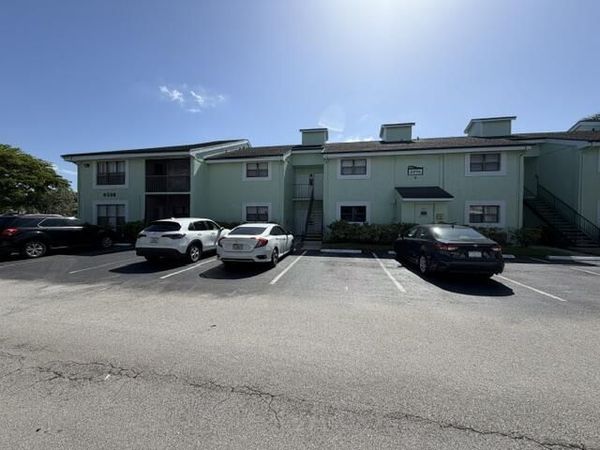 4096 N PINE ISLAND Road N, Unit 2110, Sunrise, FL 33351