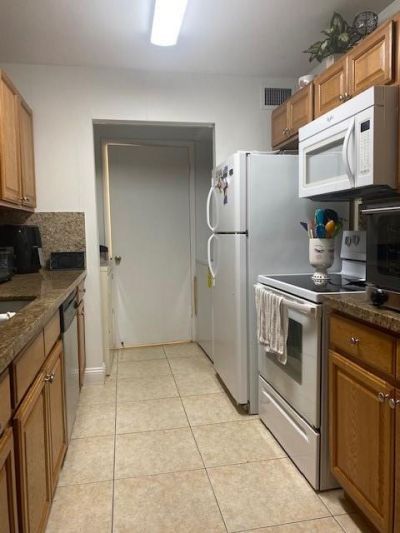 4096 N Pine Island Road N, Unit 2110, Sunrise, FL 33351 Photo
