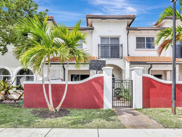 3513 NW 29TH Court, Lauderdale Lakes, FL 33311