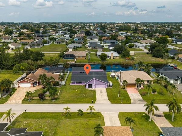 2704 SW 2nd PL, CAPE CORAL, FL 33914