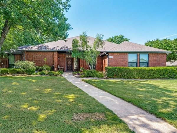 3808 Granada Trail , Denton, TX 76205