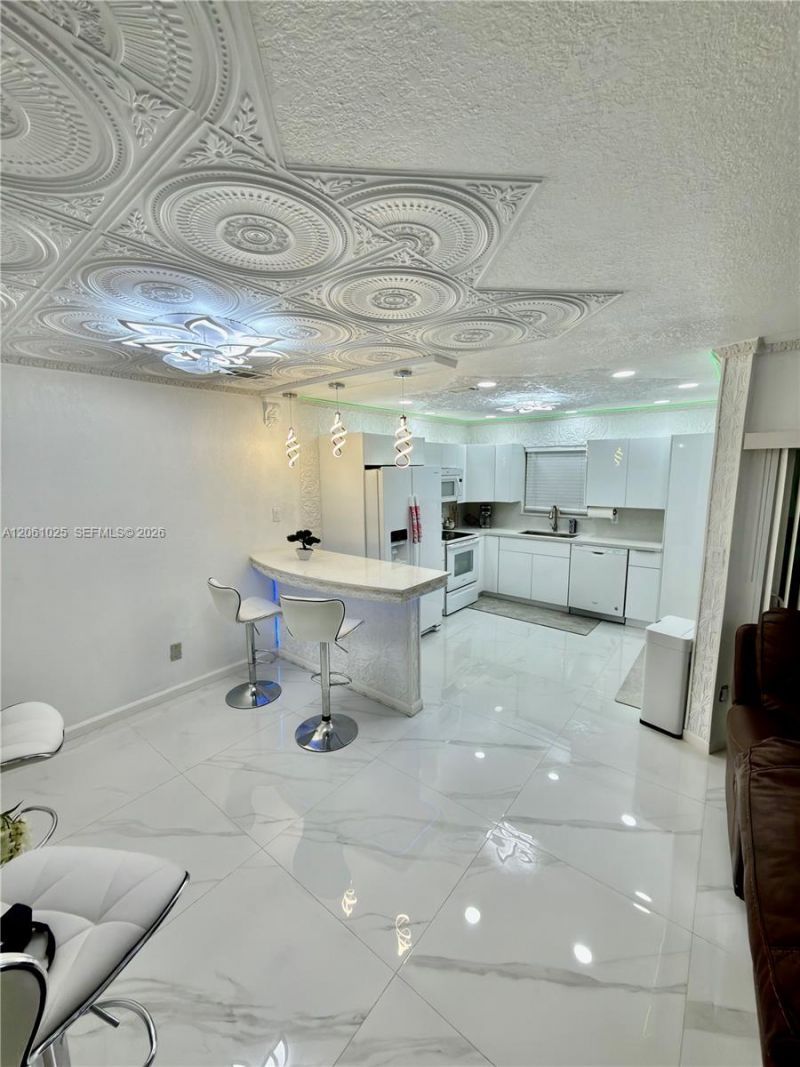 8408 SW 208th Ter, Cutler Bay, FL 33189 Photo