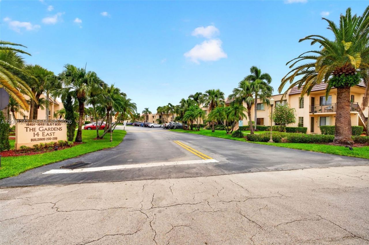 16431 Blatt Blvd, Unit 202, Weston, FL 33326 Photo