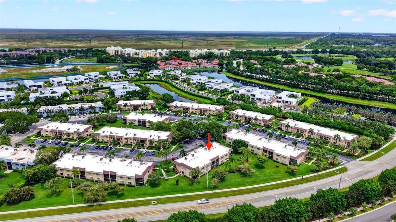 16431 Blatt Blvd, Unit 202, Weston, FL 33326 Photo