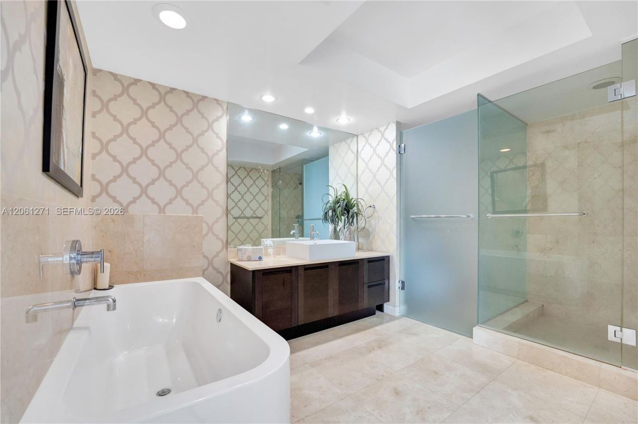 250 Sunny Isles Blvd, Unit 3-PH5, Sunny Isles Beach, FL 33160 Photo