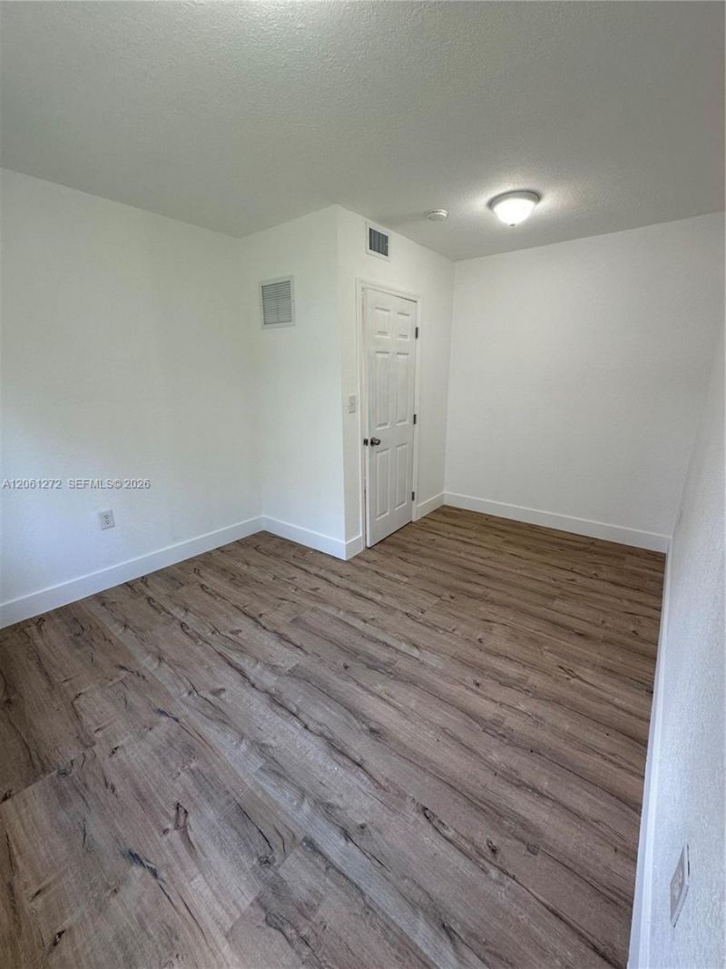 3123 NW 22nd Ct, Unit B, Miami, FL 33142 Photo