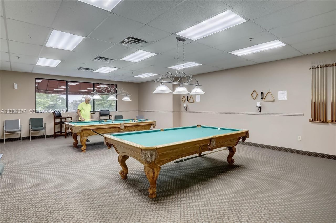 8941 S Hollybrook Blvd , Unit 202, Pembroke Pines, FL 33025 Photo