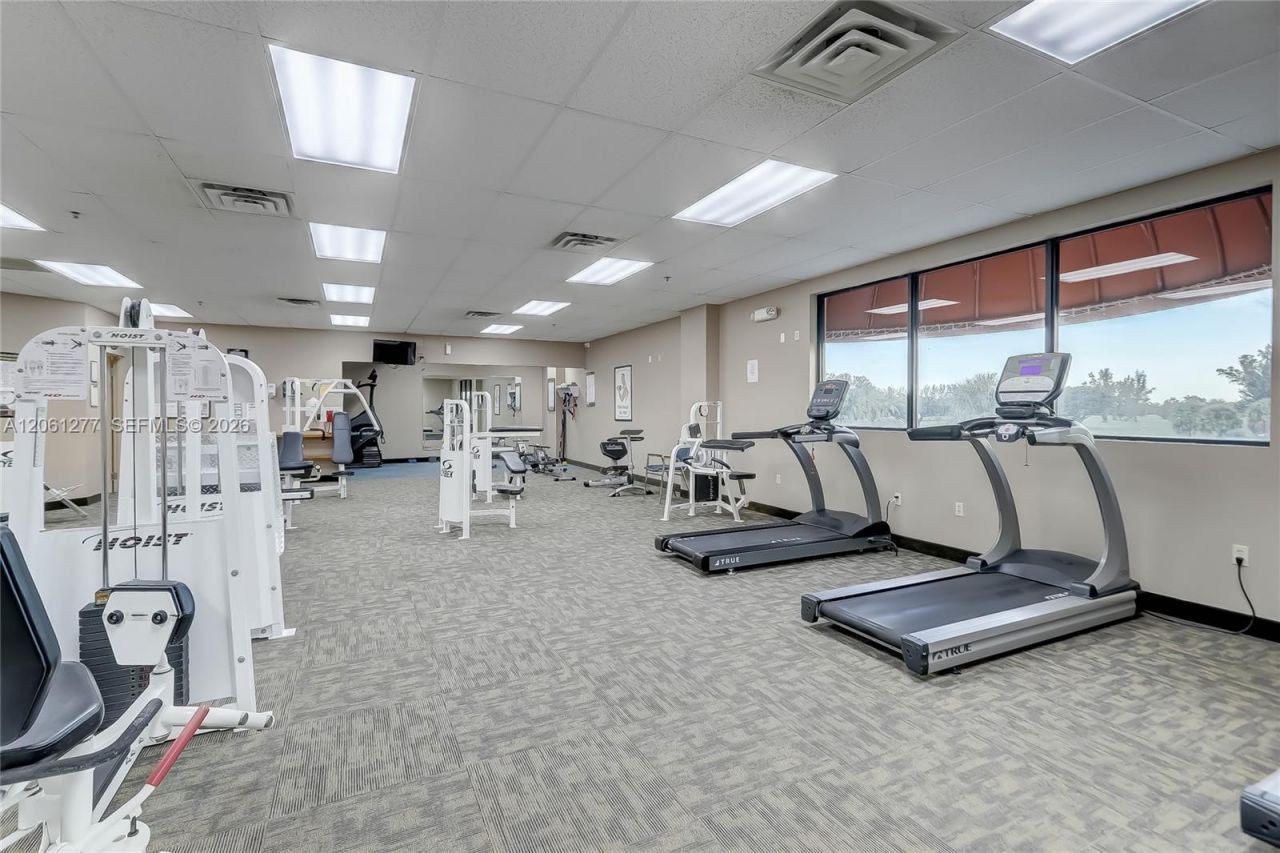 8941 S Hollybrook Blvd , Unit 202, Pembroke Pines, FL 33025 Photo