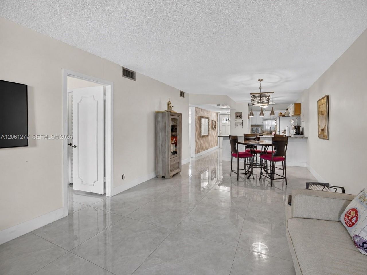 8941 S Hollybrook Blvd , Unit 202, Pembroke Pines, FL 33025 Photo