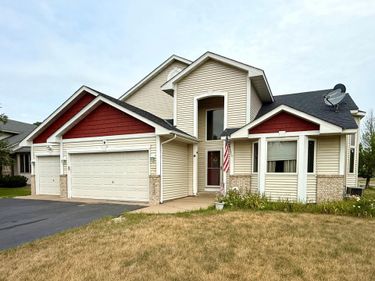 10049 Butternut Court N, Brooklyn Park, MN 55443