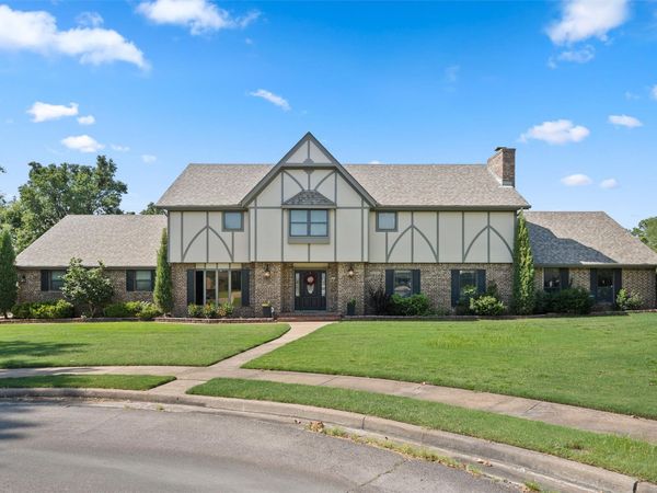 2524 Georgetown Circle , Bartlesville, OK 74006