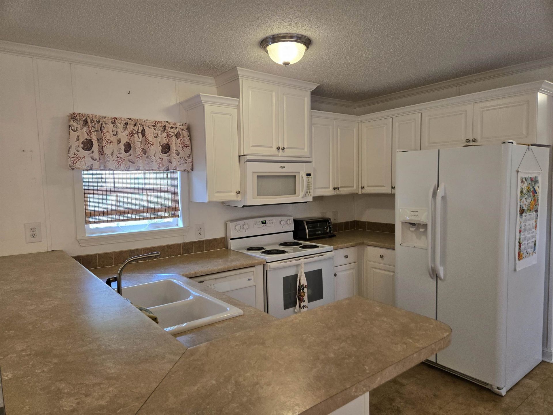 466 W Banks Dr.  Photo 11