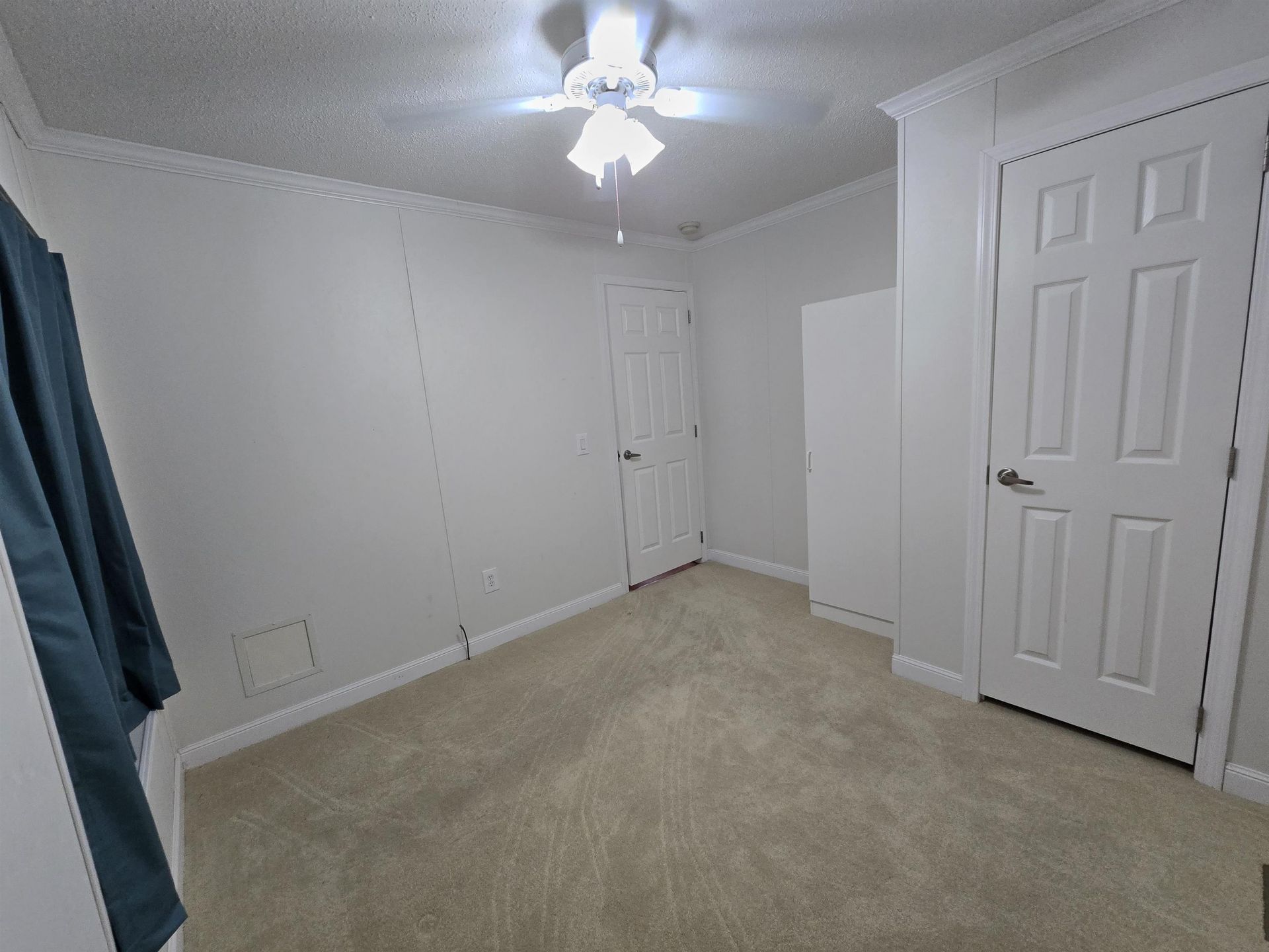 466 W Banks Dr.  Photo 20