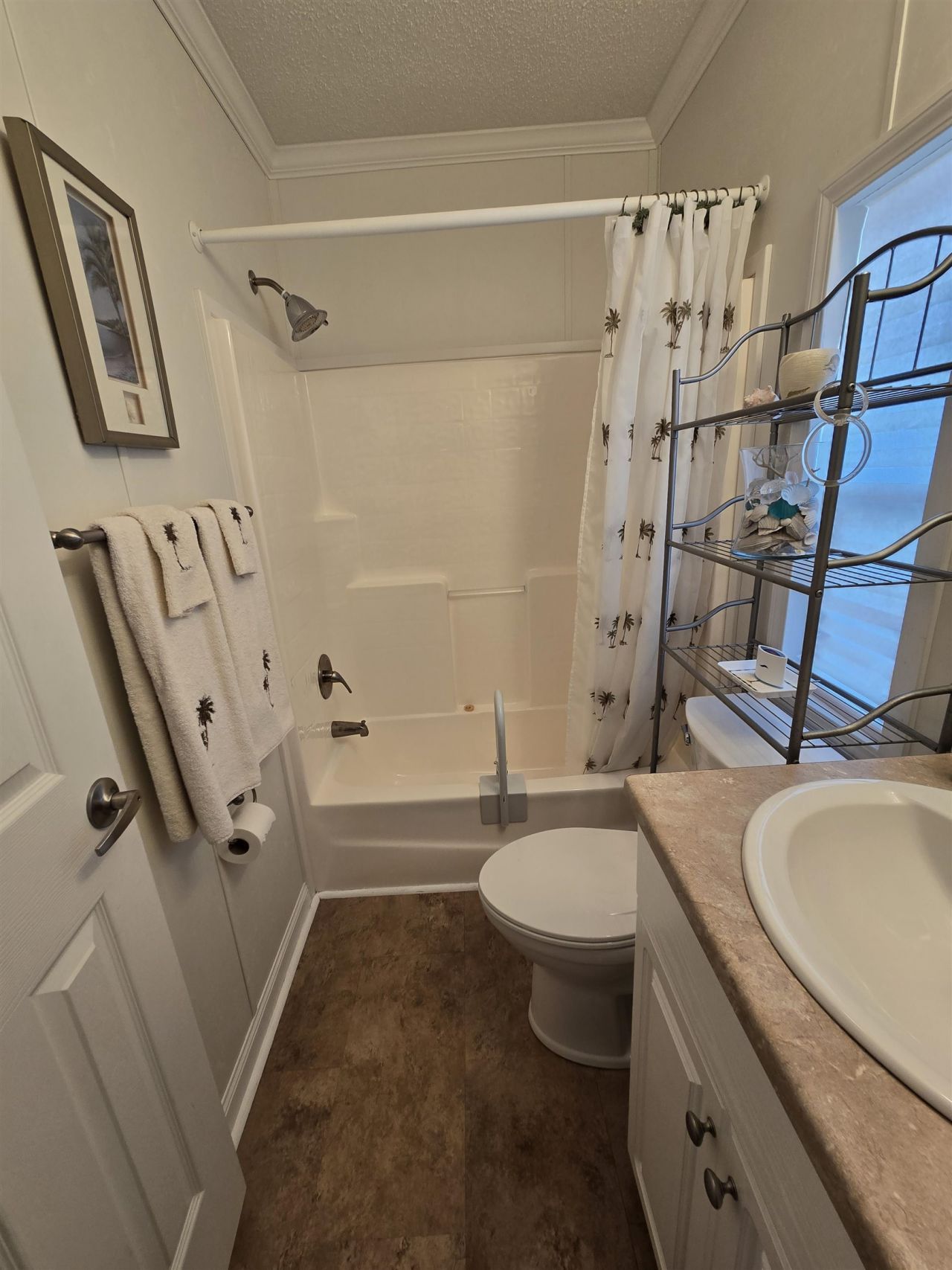 466 W Banks Dr.  Photo 23