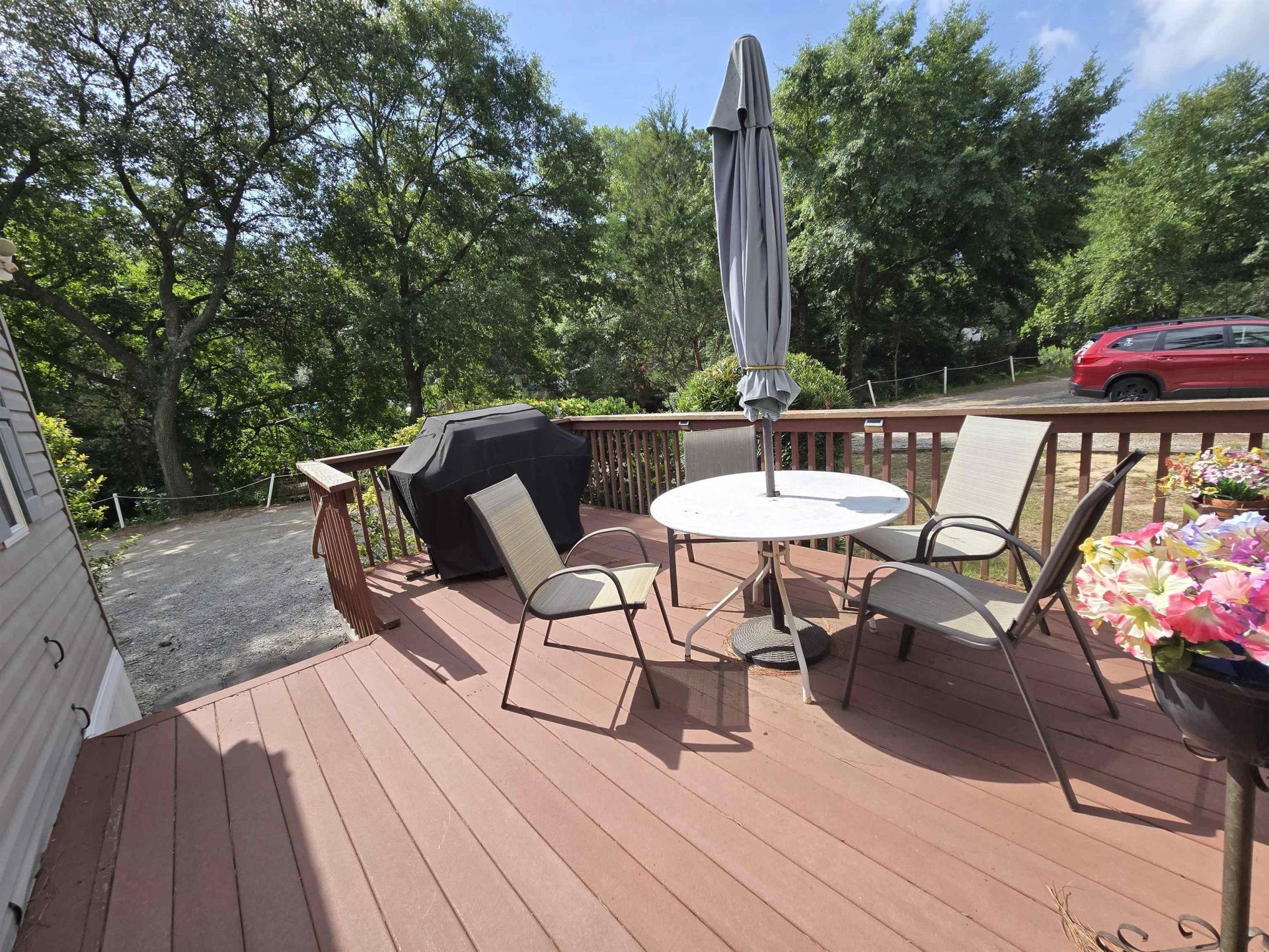 466 W Banks Dr.  Photo 8