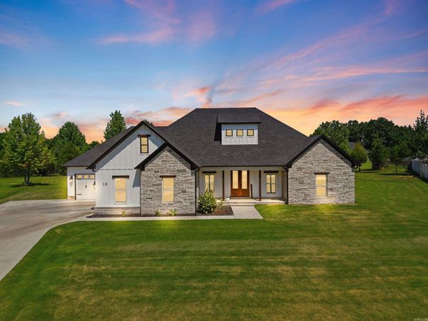 18 Ules Watson Drive, Greenbrier, AR 72058