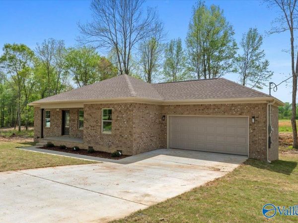 528 Askea Grove Lane, Arab, AL 35016