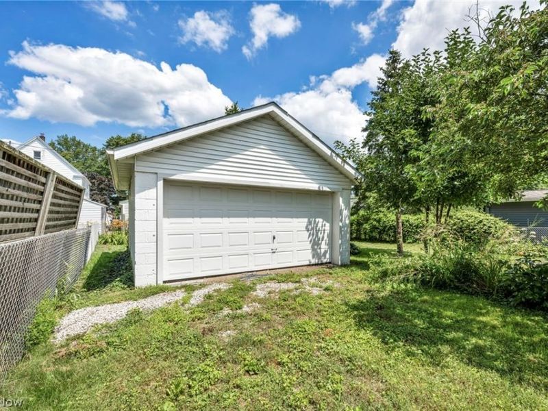 124 Cornell Avenue , Elyria, OH 44035 Photo 7