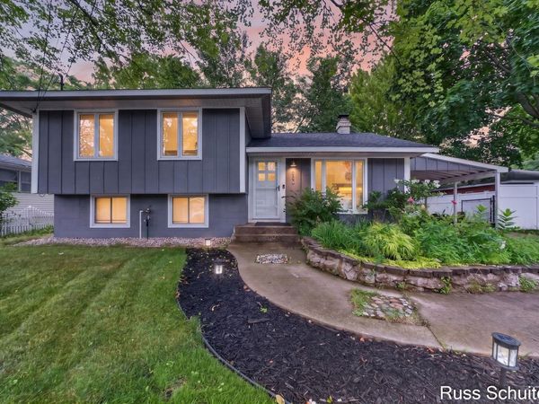 680 August Road, Norton Shores, MI 49441
