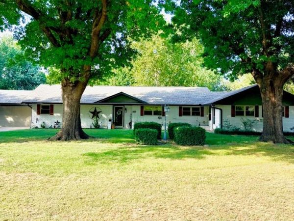 3601 N Lincoln Street , Enid, OK 73703