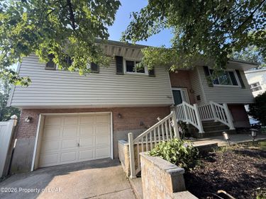 1052 W 20th Street, Hazle Twp, PA 18202