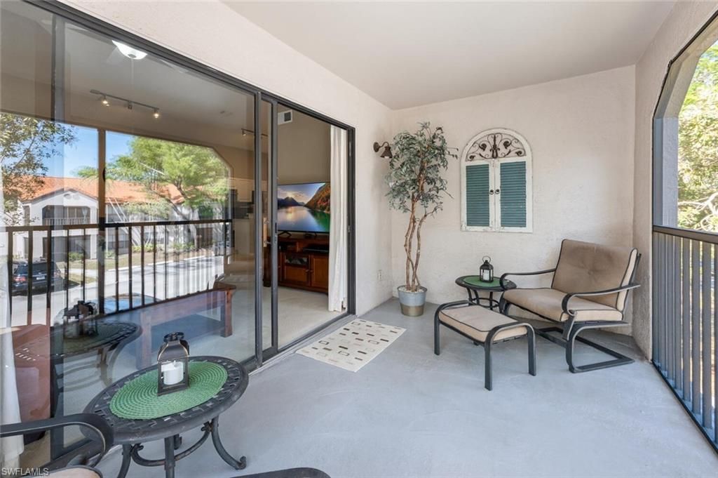 2190 Arbour Walk Cir, Unit 2221, Naples, FL 34109 Photo