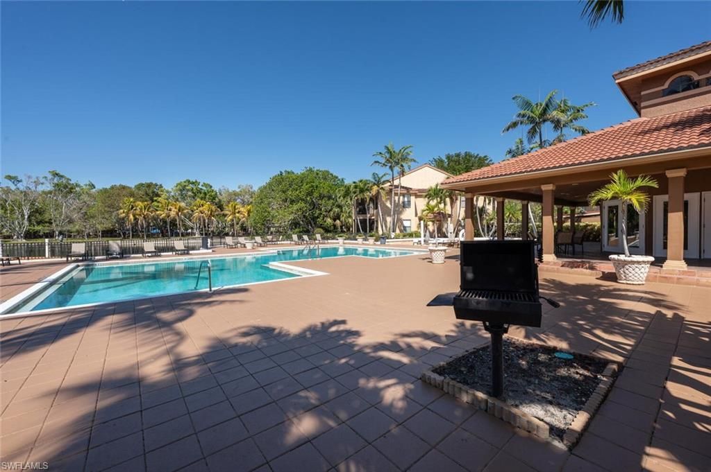 2190 Arbour Walk Cir, Unit 2221, Naples, FL 34109 Photo
