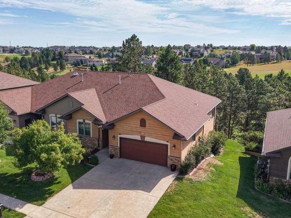6828 MUIRFIELD DR, Rapid City, SD 57702