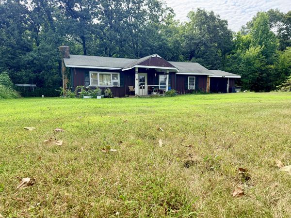 178 State Highway 39 , Greenfield, MO 65661