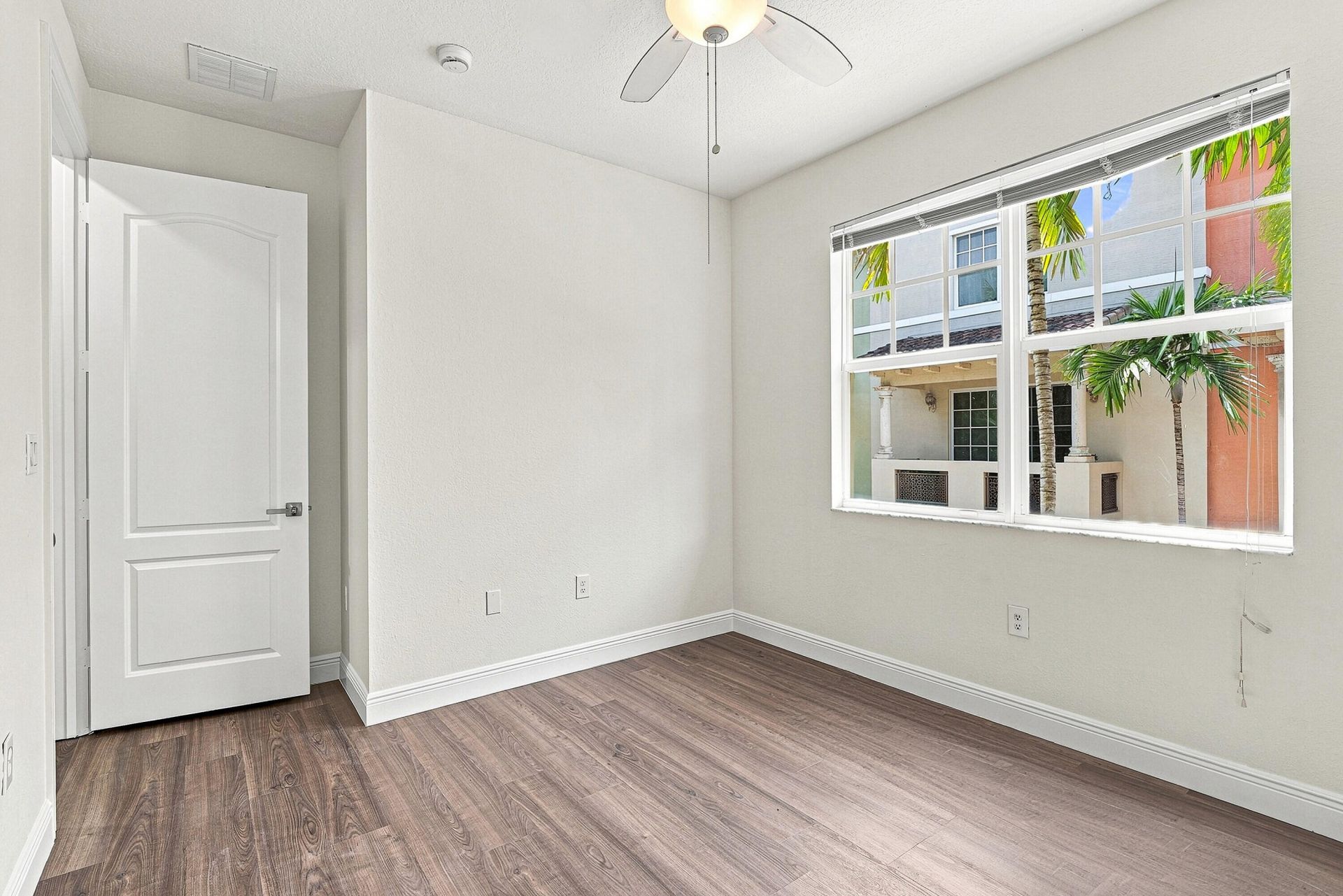 219 N L Street, Unit 100, Lake Worth Beach, FL 33460 Photo