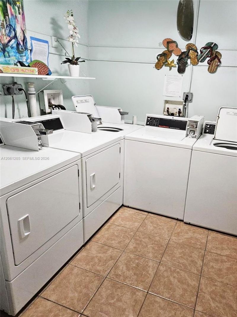 7400 Harding Ave, Unit 5, Miami Beach, FL 33141 Photo