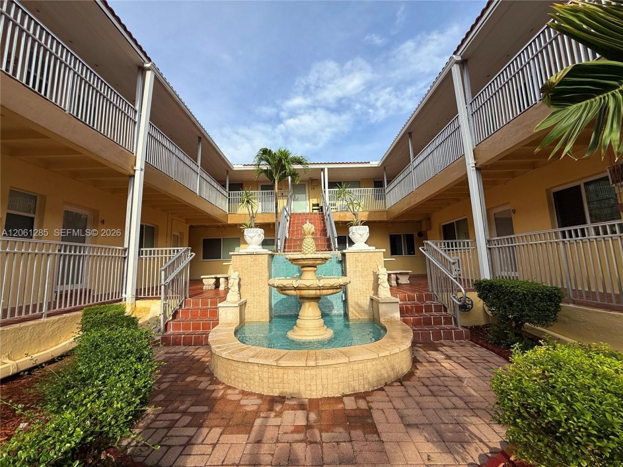 7400 Harding Ave, Unit 5, Miami Beach, FL 33141 Photo