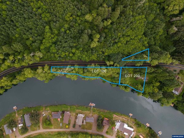 7644 Siletz Hwy, Lincoln City, OR 97367