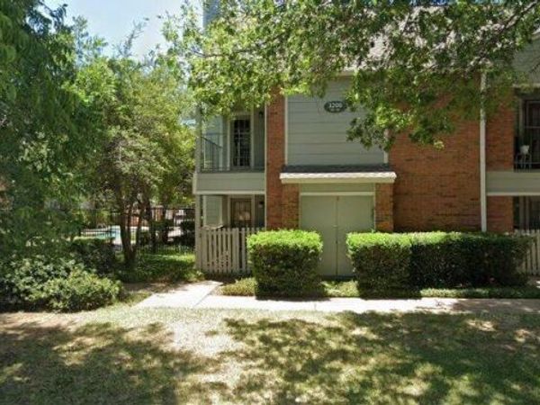 3206 S Fielder Road, Unit 201, Arlington, TX 76015